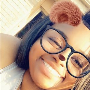 Meet your Posher, Cheynel